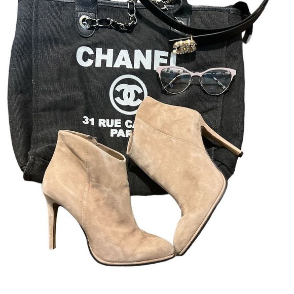 Vince Camuto Shoes - Vince Camuto Camel Ankle Bootie